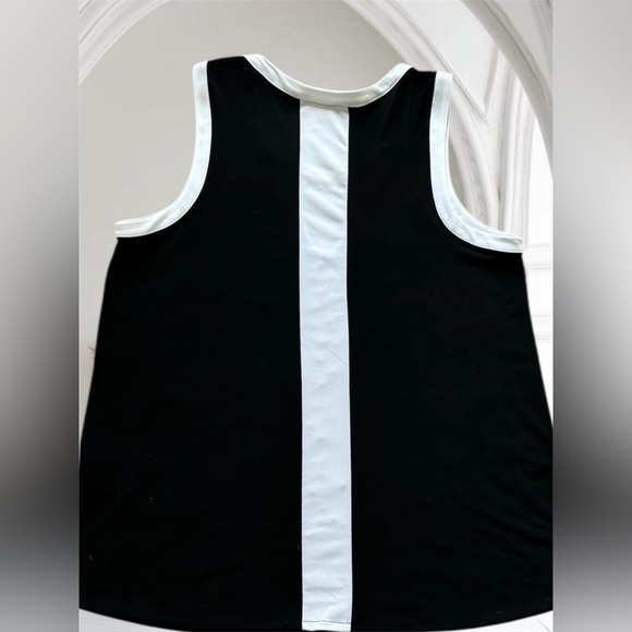 Banana Republic Black Tank Top with White Accents - Picture 3 of 6